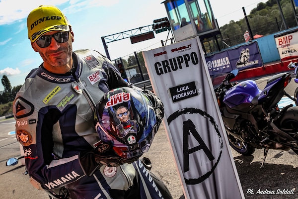 Impara l’arte (della piega): la Riding School di Luca Pedersoli