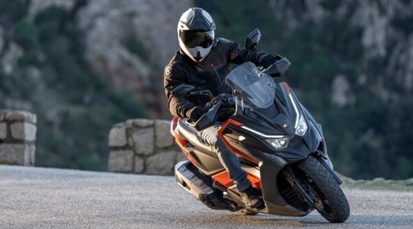 Kymco DTX360, lo scooterone diventa un "crossover"