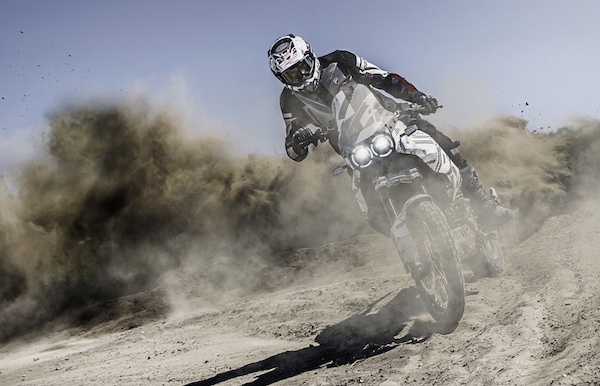 Ducati Desert X, prime foto ufficiali: il 9 dicembre la presentazione
