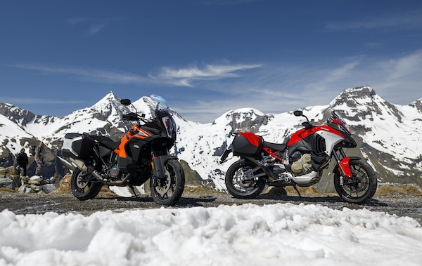 Alpen Masters 2021, le maxi crossover: Ducati Multistrada V4 e KTM 1290 Superadventure S