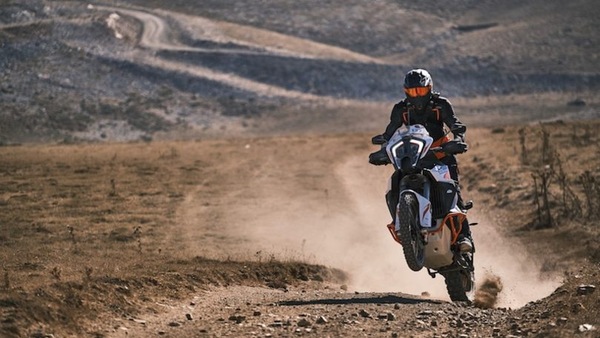 KTM Adventure Rally 2021: la gioia terrena