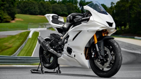 Eicma 2021, Yamaha R6 Race e GYTR: roba da smanettoni