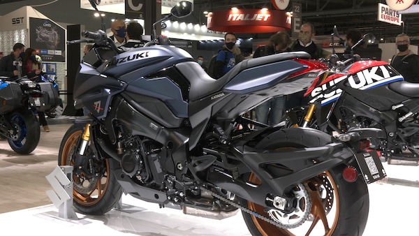 EICMA 2021, ecco come Suzuki ha aggiornato la Katana per il 2022