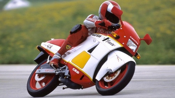 Rewind, Cagiva Freccia C9: dritta al cuore