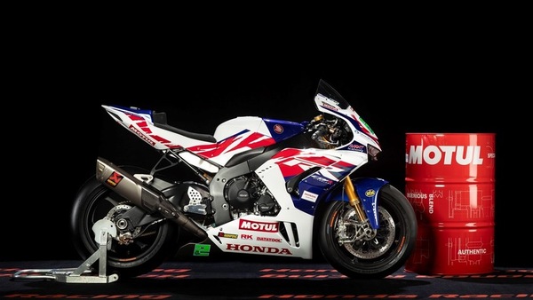Honda CBR: la livrea della prima Fireblade arriva nel BSB