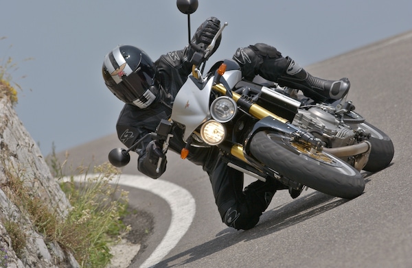 Rewind, Moto Morini Corsaro 1200: naked esplosiva