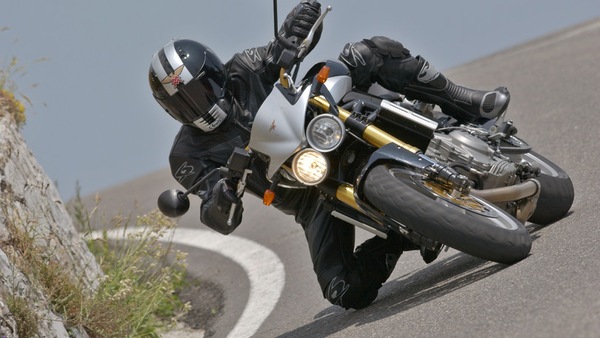 Rewind, Moto Morini Corsaro 1200: naked esplosiva