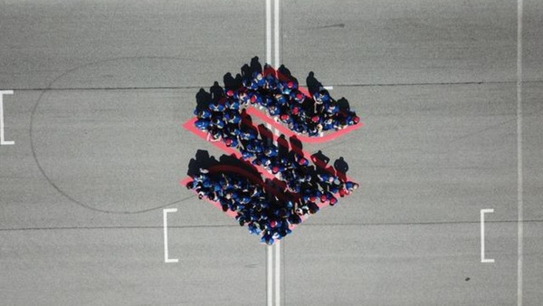 Suzuki Italia, offerti 100mila euro e ospitalità per bambini e famiglie ucraine