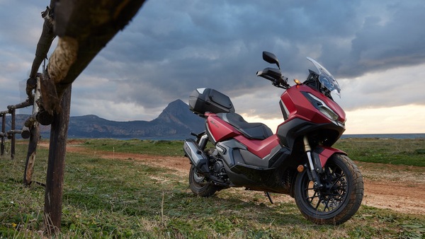Honda, NT1100 e ADV350 premiati con i Red Dot Awards