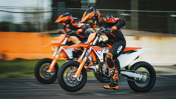 KTM 450 SMR 2023, restyling a favore di pilota