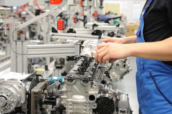 Fit for 55: Europa incaponita sull’addio ad auto e furgoni a benzina