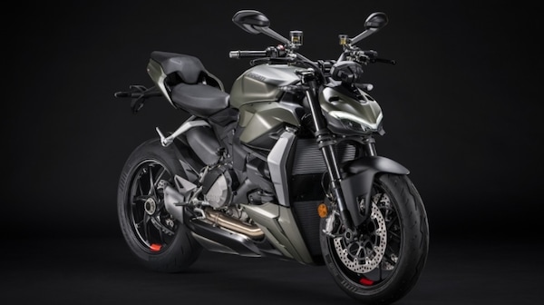 Ducati si tinge di verde: nuova colorazione per la gamma Streetfighter