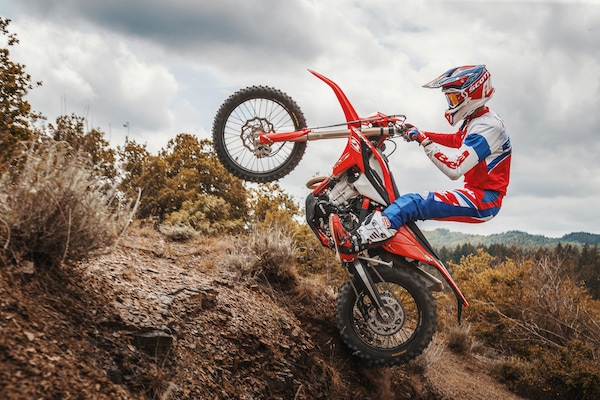 Beta RR, nuova gamma enduro 2023: evoluzione mirata