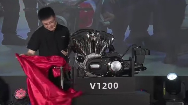 Shineray ha copiato Harley? Con il nuovo V2 sembra proprio di sì