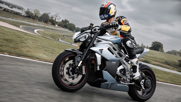 Triumph TE-1: tutti i numeri della moto elettrica di Hinckley!