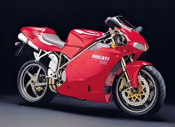 WDW, Bezzecchi: "La Ducati più bella? La 998. Oggi vorrei una Diavel"