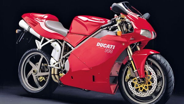WDW, Bezzecchi: "La Ducati più bella? La 998. Oggi vorrei una Diavel"