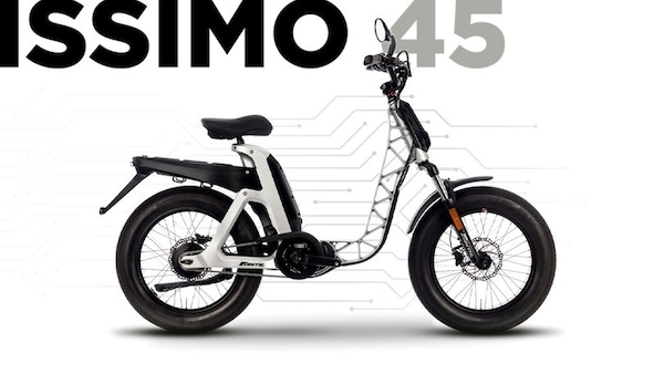 Fantic ISSIMO 45, il primo s-pedelec con acceleratore