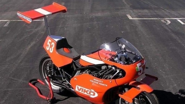 Ali da corsa: la storia della TZ750 del... Dottore!