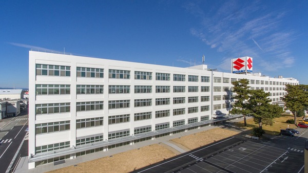 La nuova Suzuki: un piano di 5 anni per una mobilità Green