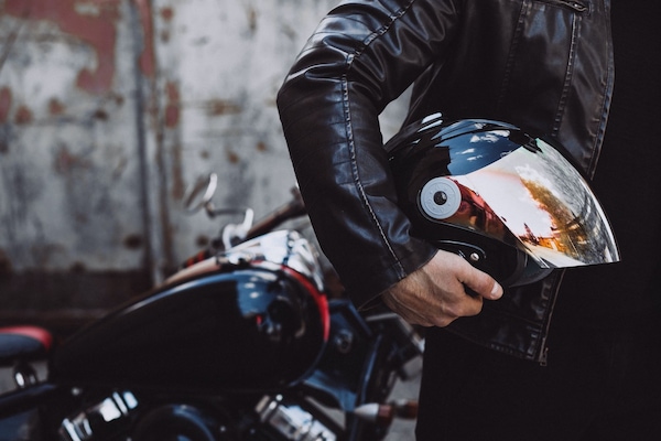 TOP 10, Come riconoscere un motociclista quando non è in moto