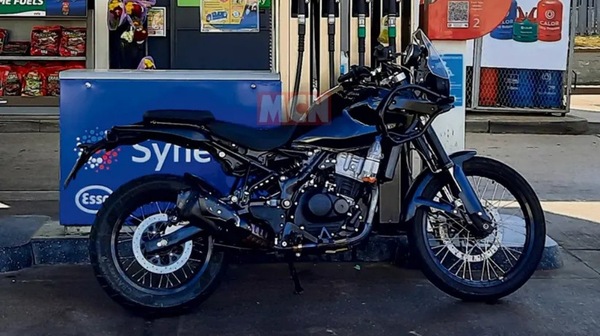 Royal Enfield Himalayan 450: le foto spia della nuova Adventure