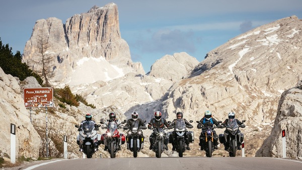Sfida alla Ducati Multistrada V4 S: lotta sulle Alpi per il trono di regina
