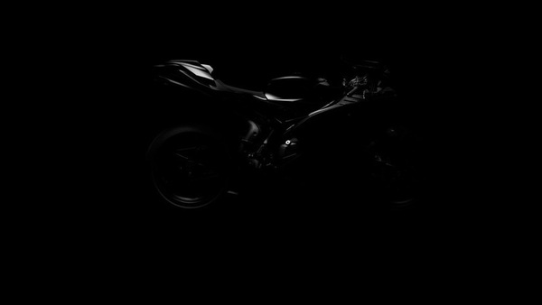 F43 Tributo, Andrea Tamburini omaggia MV Agusta F4