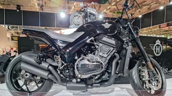 Horex, svelata a Intermot la muscolosa VR6 RAW 99