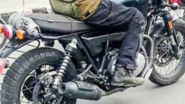 Royal Enfield, la prima foto della futura Scambler 650