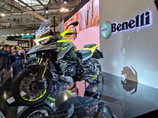 Nuova Benelli TRK 800: ed ora... all’arrembaggio