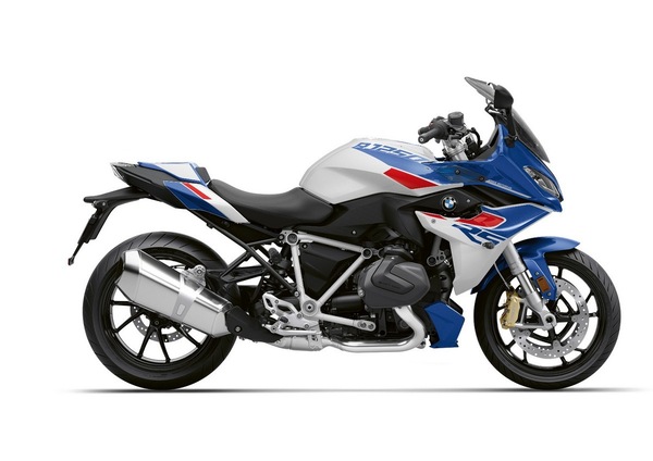 Nuova BMW R 1250 RS 2023: divertimento e chilometri