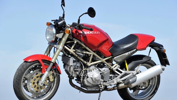 Buon Compleanno Monster: 30 anni fa la nascita di una icona Ducati