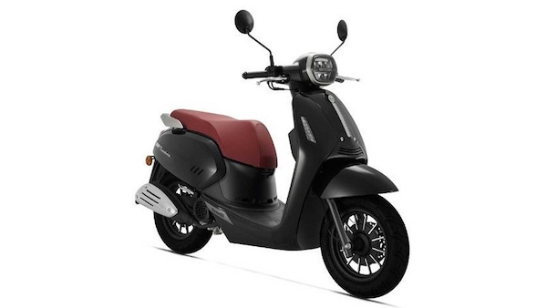 Scooter Benelli? Si chiama Panarea e costa 1.500 Euro