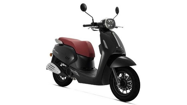 Scooter Benelli? Si chiama Panarea e costa 1.500 Euro