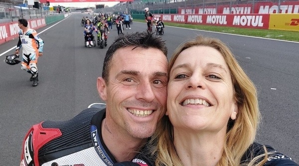 Emiliano e Chiara, l'amore tra moto e solidarietà