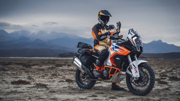 KTM 1290 Super Adventure R: nuove rotte per il 2023