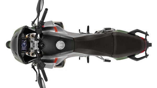 Moto Guzzi V100 Mandello: la forza di un'idea