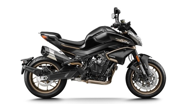 CFMoto, 800 NK e l'800NK High End in Italia con tanto di promozione