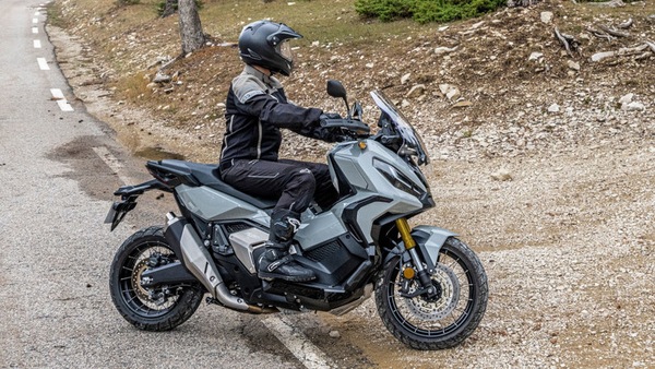 Mercato moto: febbraio vola a +20,9%