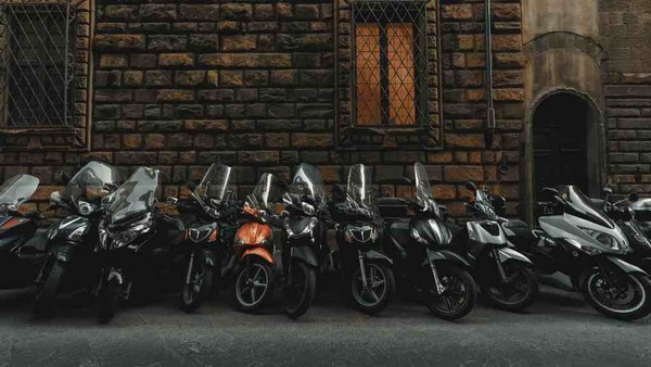 RC moto, il 20% assicura incendio e furto: "Consumatori spaventati dai costi"