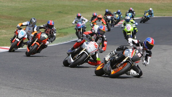 L'epoca dell'Honda Hornet Cup: ecco quando correre era semplice