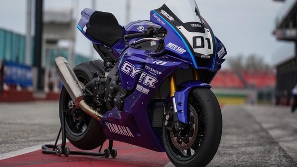 Yamaha, Misano si tinge di bLU Racing: la stagione 2023 in passerella