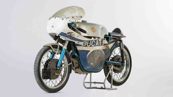 All'asta la Ducati 125cc Desmo "Barcone" di Mike Hailwood