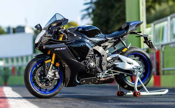 Tre motivi che rendono le moto sexy: (parte 7) le Yamaha