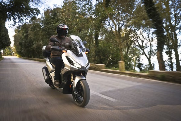 Mercato moto: ad aprile è ancora boom per le immatricolazioni