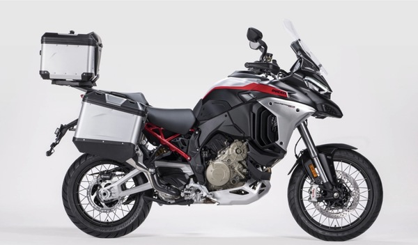 Ducati, la Multistrada V4 traina le consegne anche nel primo trimestre 2023