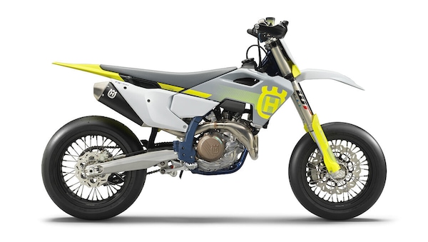 Husqvarna FS 450 2024, nuovo look per la supermotard