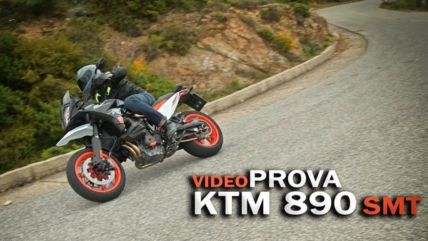 Prova KTM 890 SMT: turismo a modo suo VIDEO