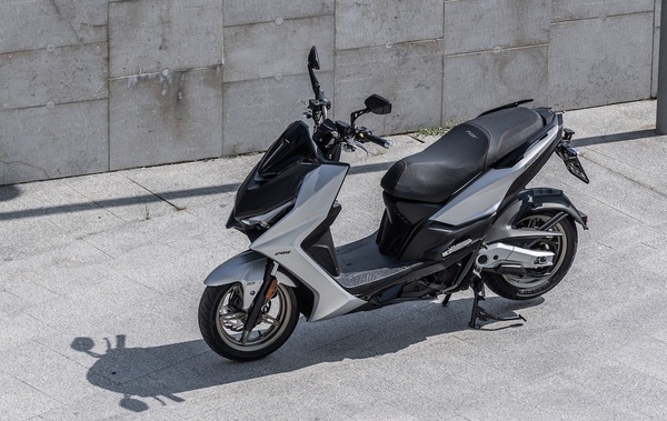 Kymco, arriva il KRV 200: scooter di una nuova era tecnica